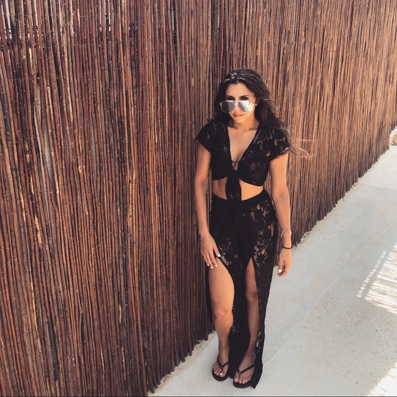 Meet your posher! - Picture 3 of 4